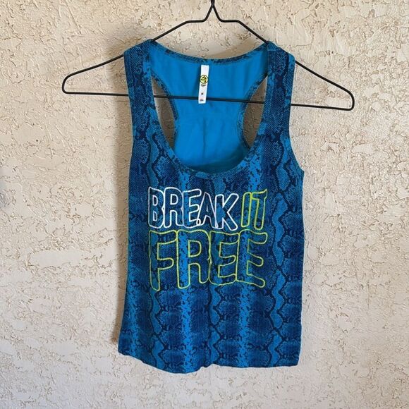 Zumba Fitness The Mission Vest and Break it Free Racer-back Tank Set - Picture 10 of 15